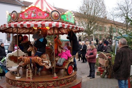 Adventsmarkt-Haus-Saargau_Karussell