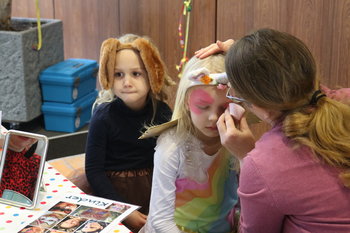 Landkreiskindertag_2020_Kreativtisch_Kinderschminken