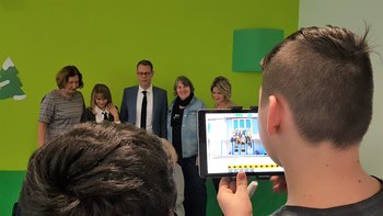 Kettelerschule_Medienschule_Überraschungsgruppenfoto